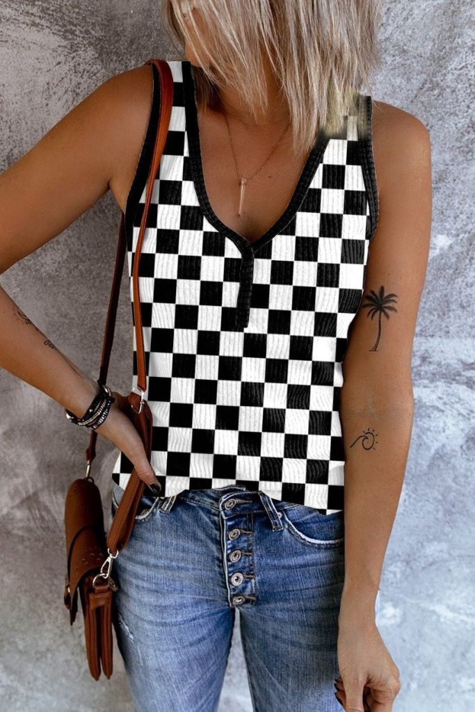 Evaless Checkered Outfits for Women